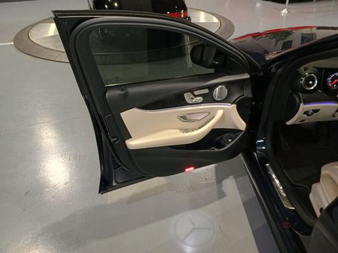 Used 2017 Mercedes-Benz E 300 4MATIC image 13
