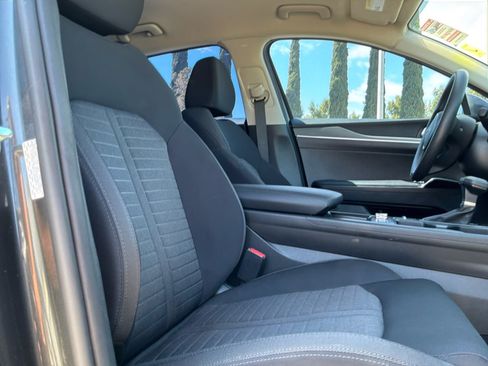 Used 2025 Kia K5 LXS FWD image 19