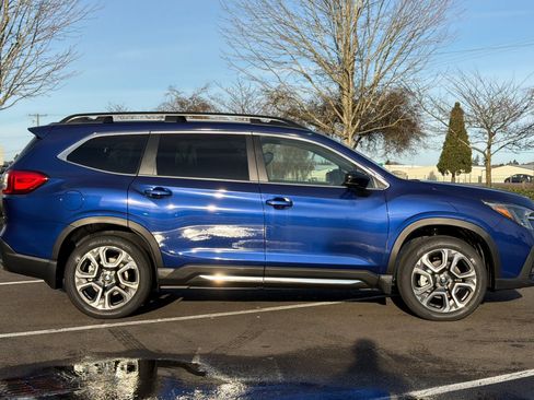 New 2026 Subaru Ascent Limited image 3