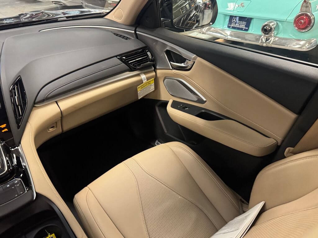 Certified 2024 Acura RDX w/ Technology Package AWD/4WD image 15
