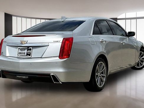 Used 2019 Cadillac CTS Luxury RWD image 2