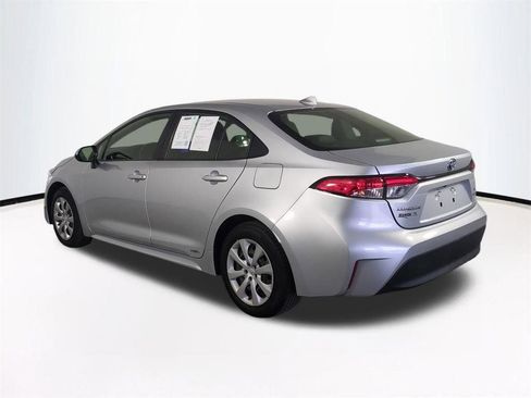 Used 2023 Toyota Corolla LE image 7