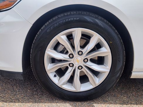 Used 2024 Chevrolet Malibu LT image 7