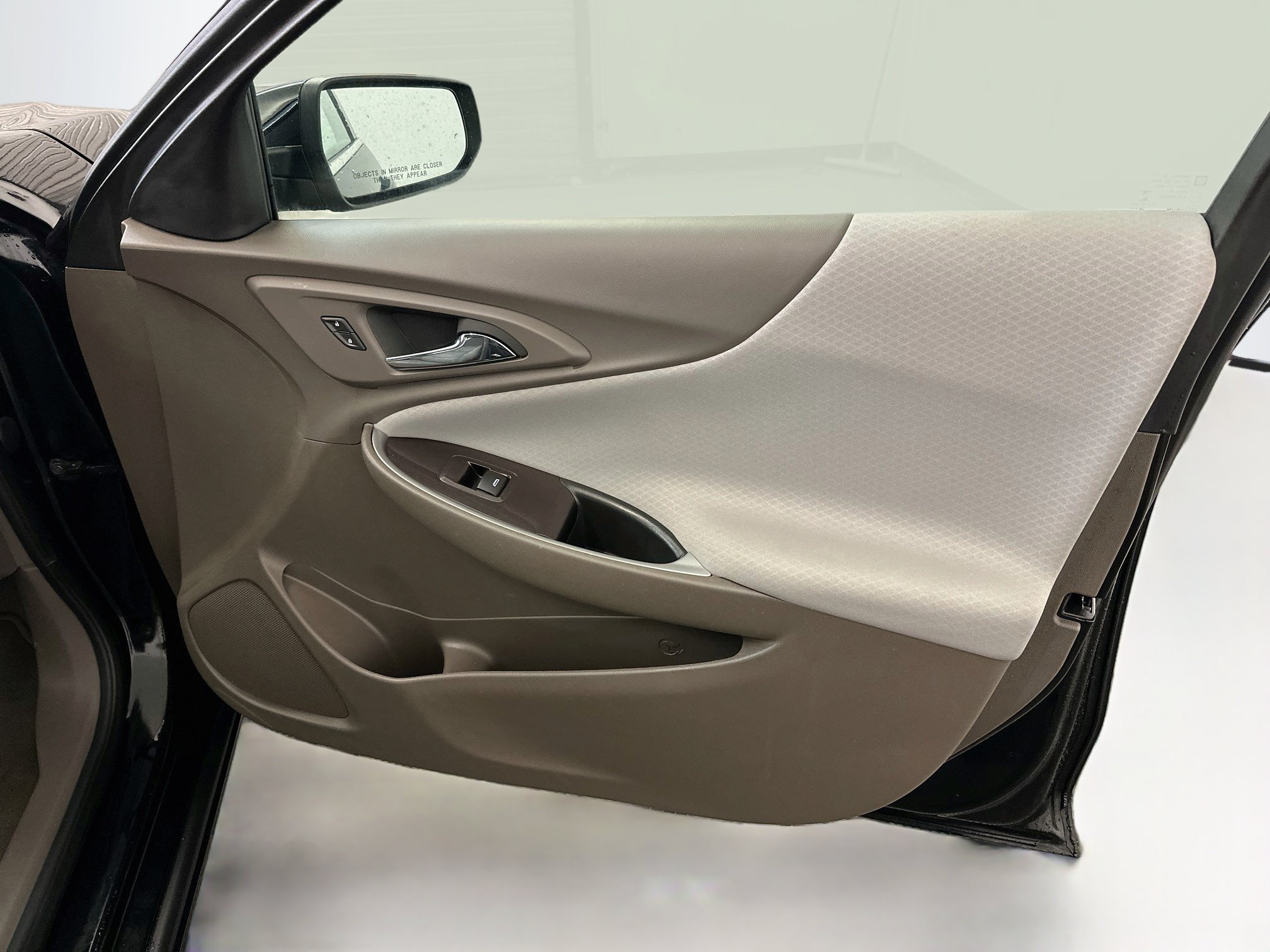Used 2025 Chevrolet Malibu LT FWD image 33