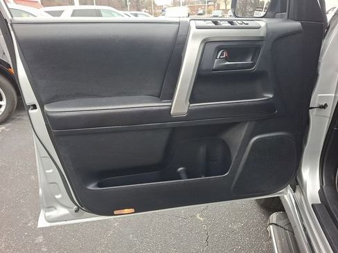 Used 2012 Toyota 4Runner Limited image 12