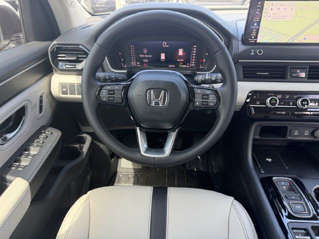 New 2026 Honda Pilot Touring image 17