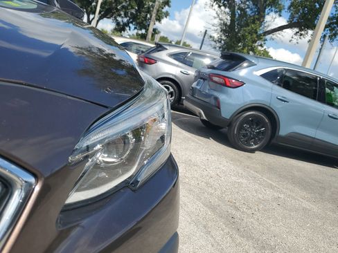 Used 2021 Subaru Outback Limited w/ Popular Package #2 image 3