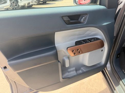 Used 2023 Ford Maverick Lariat w/ Lariat Luxury Package AWD/4WD image 16