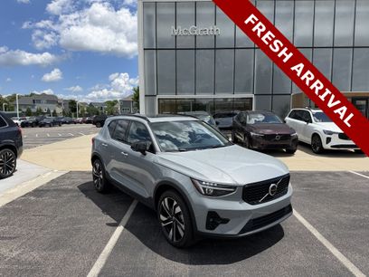 Used 2024 Volvo XC40 B5 Plus w/ Climate Package