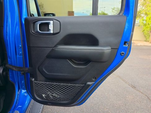Used 2021 Jeep Wrangler Unlimited Sahara AWD/4WD image 22
