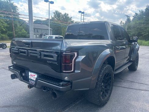 Used 2019 Ford F150 Raptor w/ Equipment Group 802A Luxury image 5