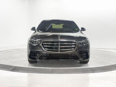 Used 2022 Mercedes-Benz S 580 S 580 w/ AMG Line Package image 2
