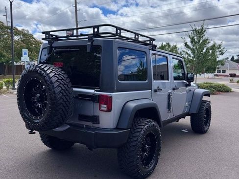 Used 2015 Jeep Wrangler Unlimited Sport w/ Quick Order Package 24S AWD/4WD image 5