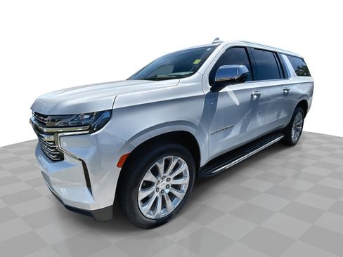 Used 2023 Chevrolet Suburban Premier AWD/4WD image 1