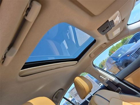 New 2025 Nissan Sentra SV w/ SV Premium Package image 15