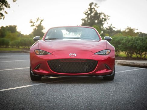 Used 2022 MAZDA MX-5 Miata Club image 16