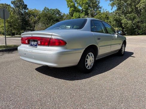 Used 2001 Buick Century Custom w/ Premium Pkg FWD image 5