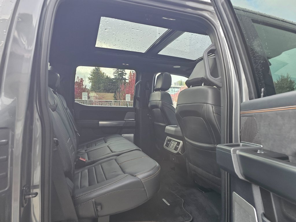 Used 2024 Ford F250 Platinum AWD/4WD image 15