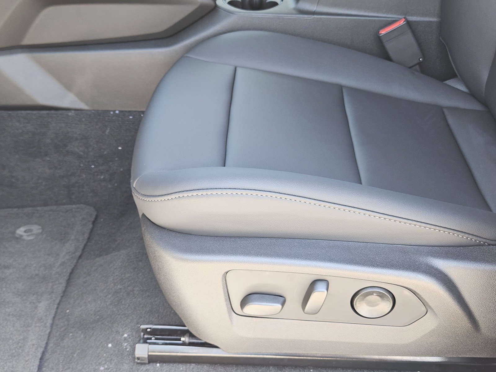 New 2026 Chevrolet Colorado LT w/ LT Convenience Package RWD image 17