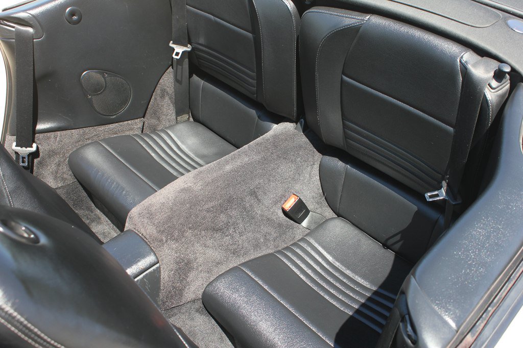 Used 2004 Porsche 911 Carrera RWD image 43