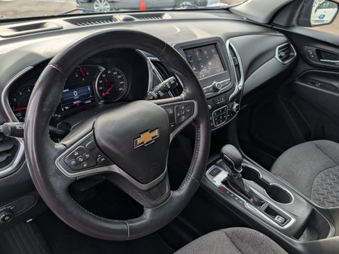 Used 2022 Chevrolet Equinox LT image 25