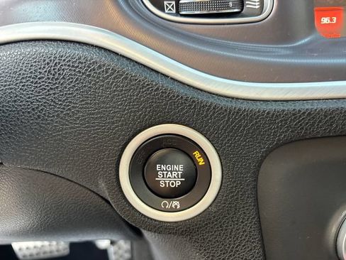 Used 2022 Dodge Charger R/T RWD image 18