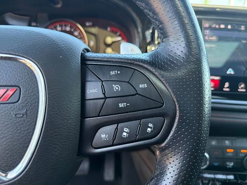 Used 2024 Dodge Durango GT RWD image 33