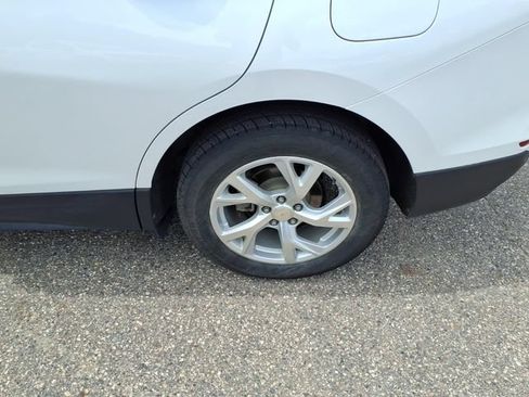 Used 2020 Chevrolet Equinox LT AWD/4WD image 21