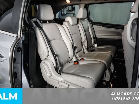 Used 2024 Honda Odyssey Touring image 21