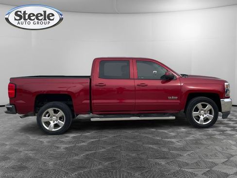 Used 2018 Chevrolet Silverado 1500 LT w/ Texas Edition image 6