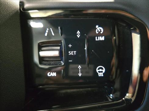 Certified 2026 Land Rover Range Rover Evoque S AWD/4WD image 20