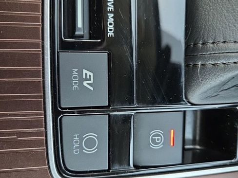 Used 2022 Toyota Sienna XLE image 37