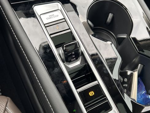 New 2026 Volkswagen Atlas SEL image 17