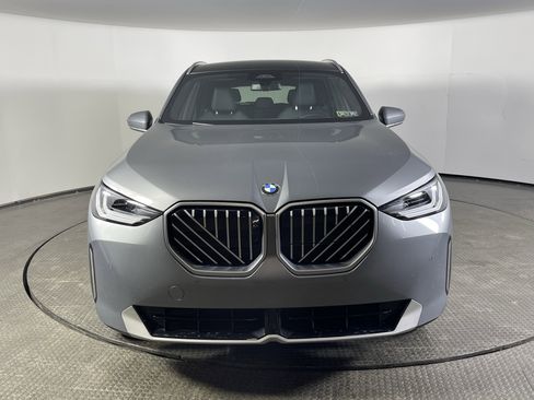 Used 2026 BMW X3 xDrive30 w/ Premium Package image 2