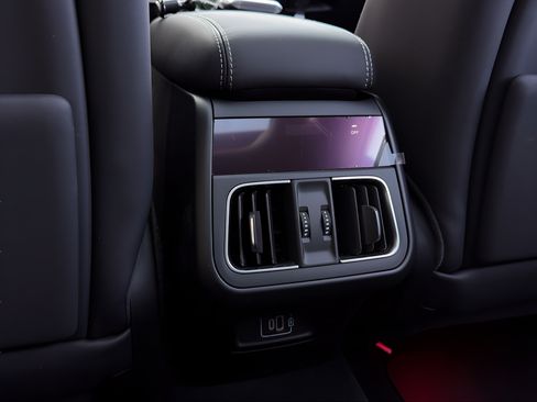 New 2025 Maserati Grecale Modena AWD/4WD image 17