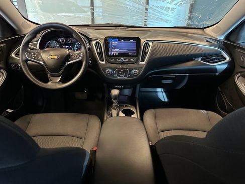 Used 2024 Chevrolet Malibu LS FWD image 9