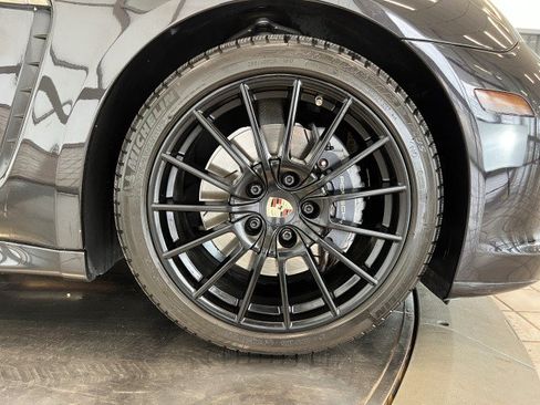 Used 2013 Porsche Panamera 4 image 36