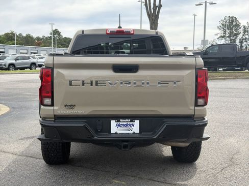 Used 2024 Chevrolet Colorado Trail Boss w/ Advanced Trailering Package image 9