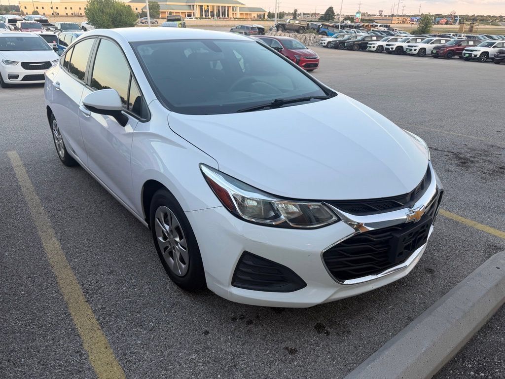 Used 2019 Chevrolet Cruze Sedan FWD image 7
