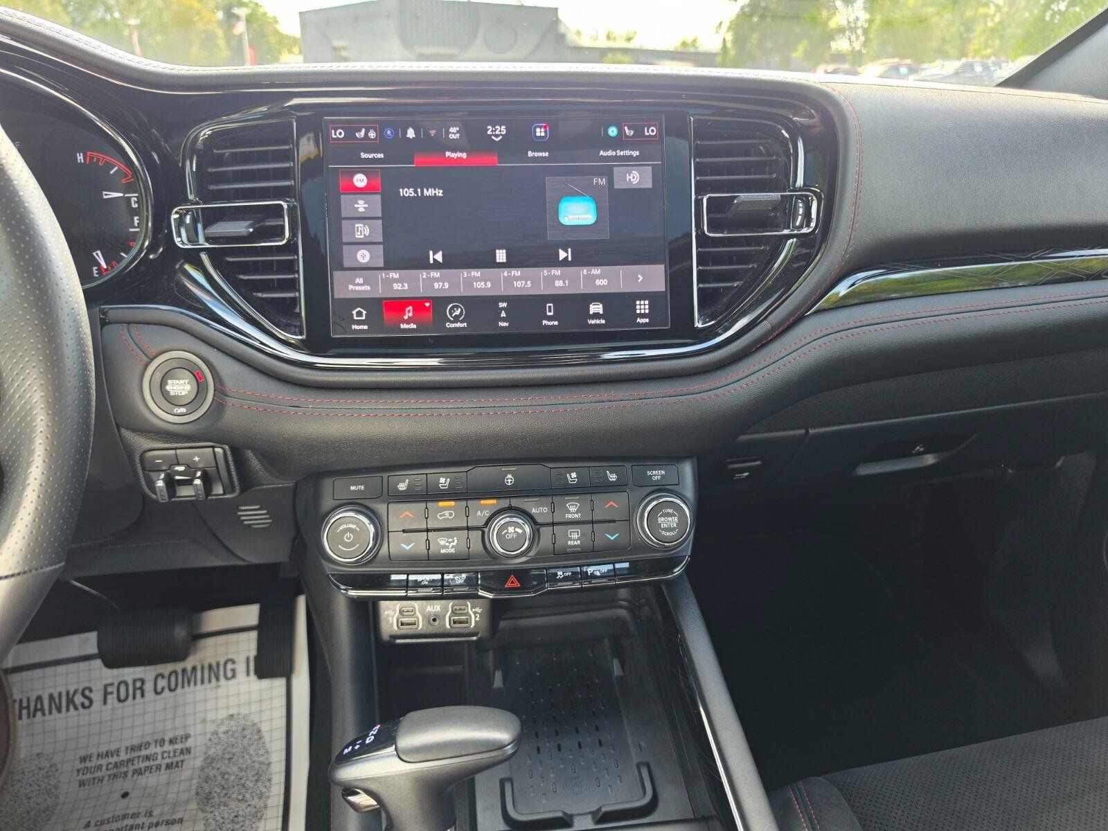 Used 2026 Dodge Durango GT AWD/4WD image 8