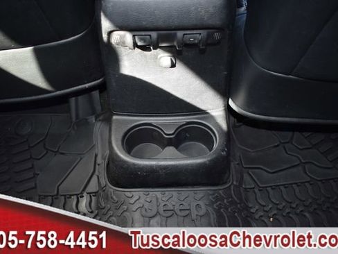 Used 2015 Jeep Wrangler Unlimited Sport w/ Quick Order Package 24S image 22