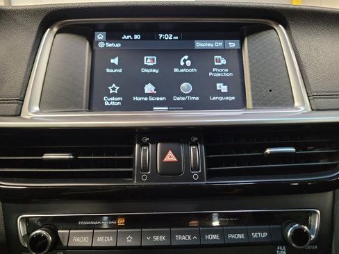 Used 2019 Kia Optima LX FWD image 25