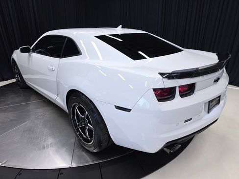 Used 2013 Chevrolet Camaro SS w/ SS Performance Package RWD image 51