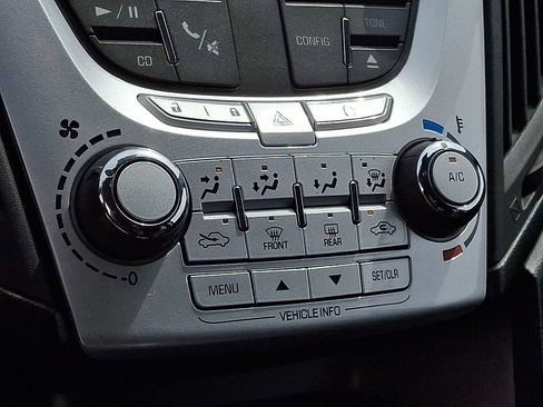 Used 2012 Chevrolet Equinox LS FWD image 16