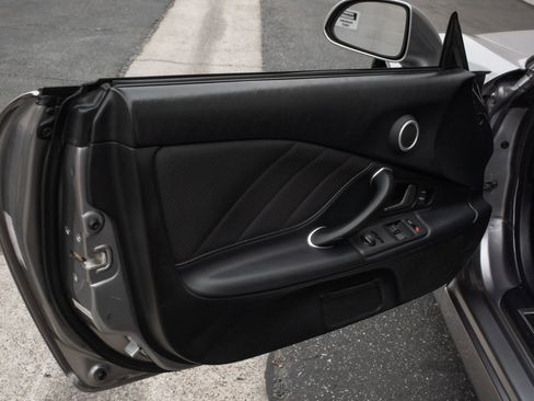 Used 2003 Honda S2000 image 18