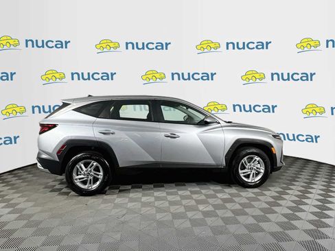 Used 2025 Hyundai Tucson SE AWD/4WD image 8
