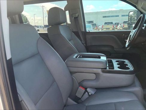 Used 2019 Chevrolet Silverado 2500 W/T w/ WT Convenience Package AWD/4WD image 7