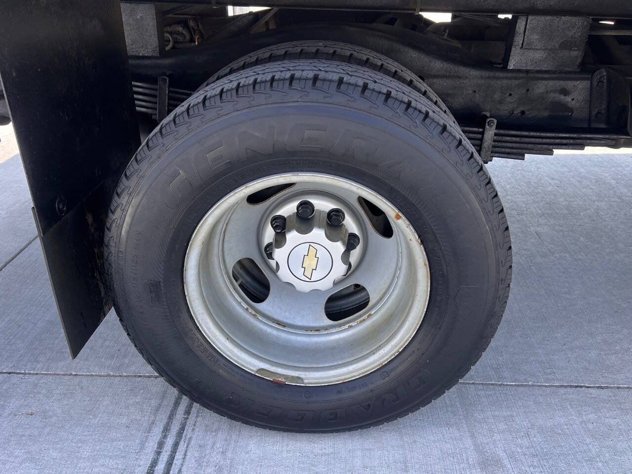 Used 2014 Chevrolet Express 3500 RWD image 15