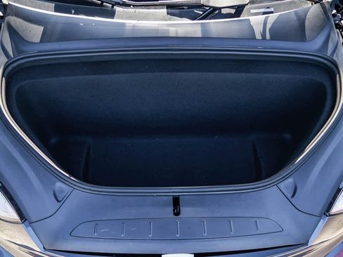 Used 2023 Tesla Model X AWD/4WD image 28