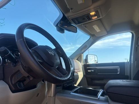 Used 2014 RAM 1500 Lone Star image 43